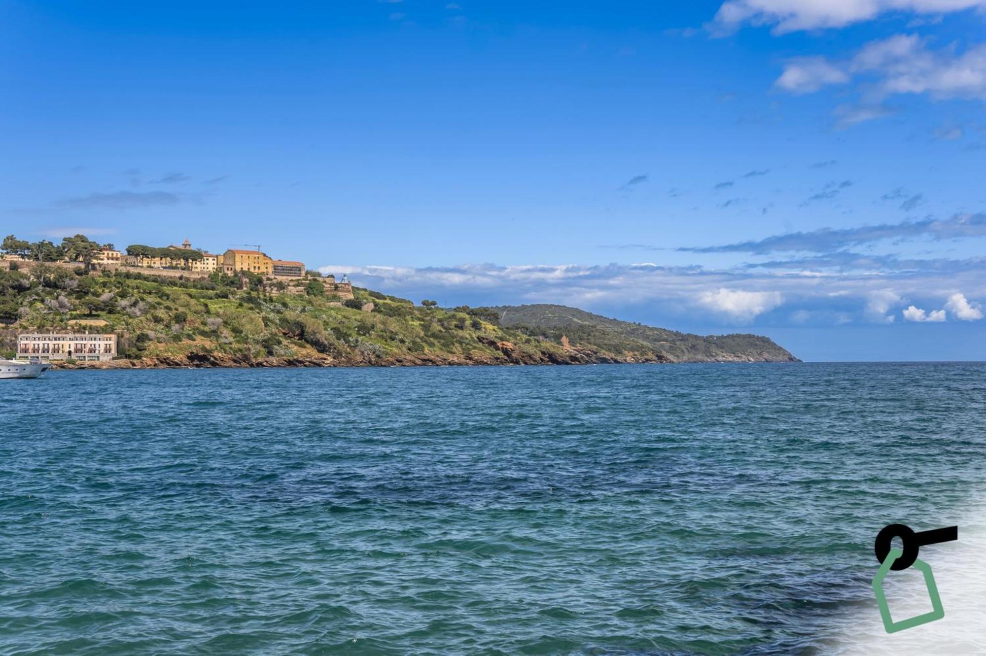 Hotiday Room Collection - Porto Azzurro Capoliveri  Exterior photo