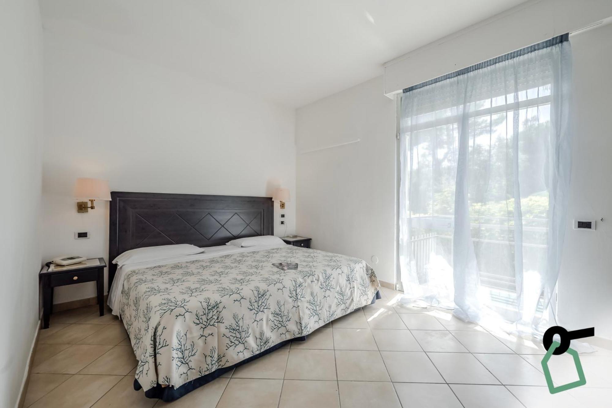 Hotiday Room Collection - Porto Azzurro Capoliveri  Exterior photo