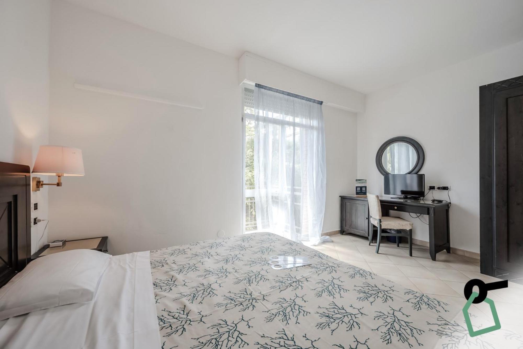 Hotiday Room Collection - Porto Azzurro Capoliveri  Exterior photo